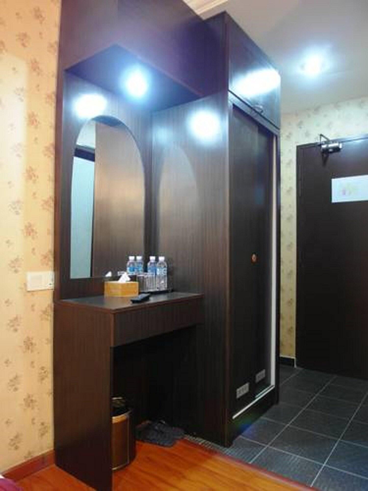 Classic Kinabalu Hotel Kota Kinabalu Dış mekan fotoğraf